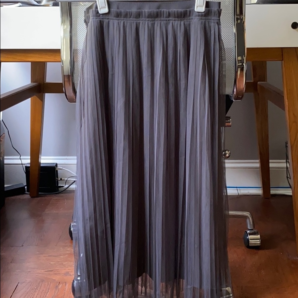 BR pleated tulle midi skirt